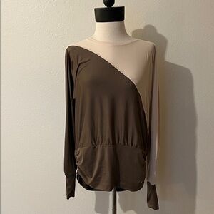 Tahari Sport Two-Tone Brown and Cream Women's Top, size M